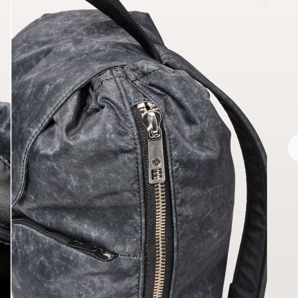 Lululemon Carry Onward Rucksack Backpack NWOT - Picture 6 of 15